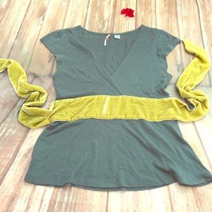 RickRack olive tee w/ Velvet Tie Mustard small